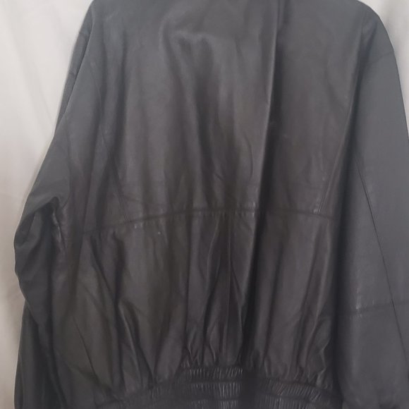 real leather brown bomber style jacket - Picture 2 of 7